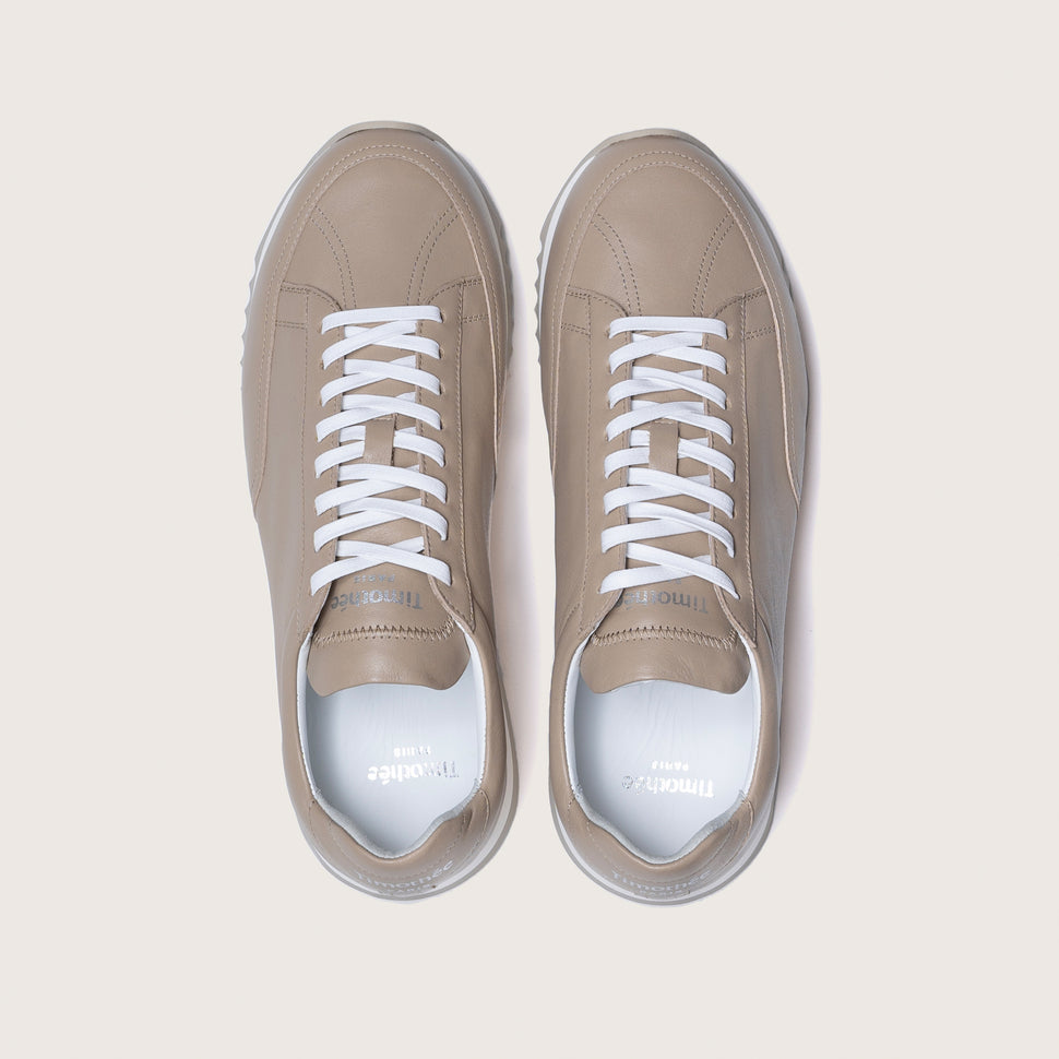 Timothee paris sneaker Cabourg Cloud taupe semi aniline leather white sole top photo