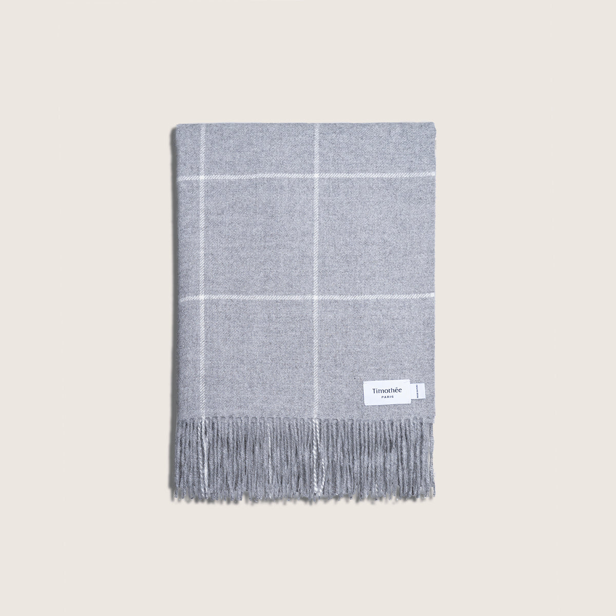 light-grey alpaca blanket by french-lifestyle brand timothee paris front view
