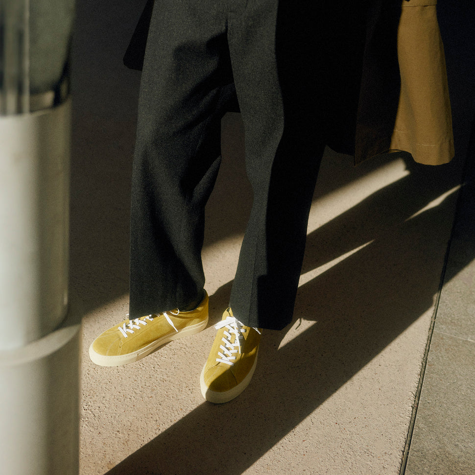 Timothee paris sneaker atlantique sustainable suede Ginkgo yellow worn by a model