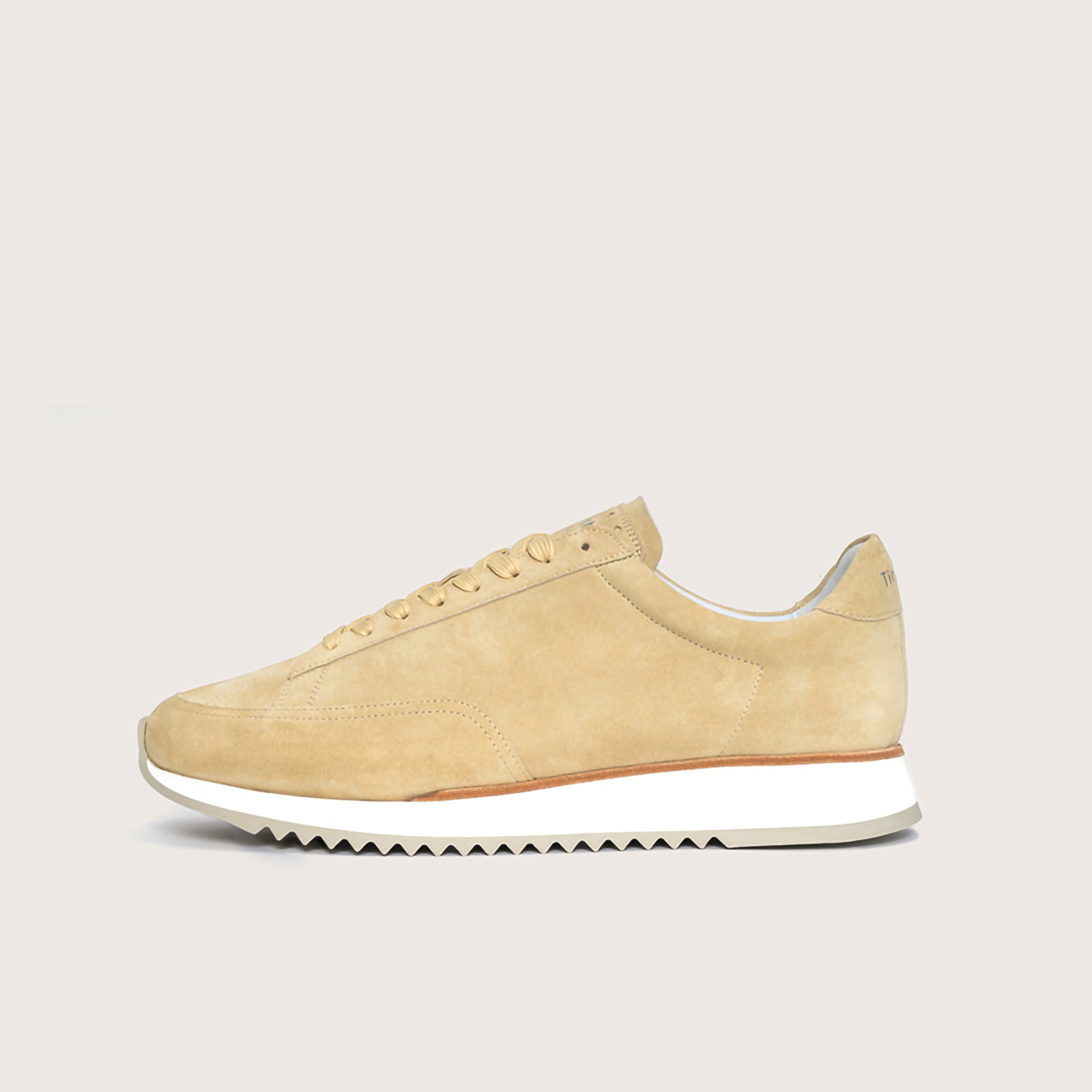 Timothee Paris sneaker cabourg gold beige profile photo