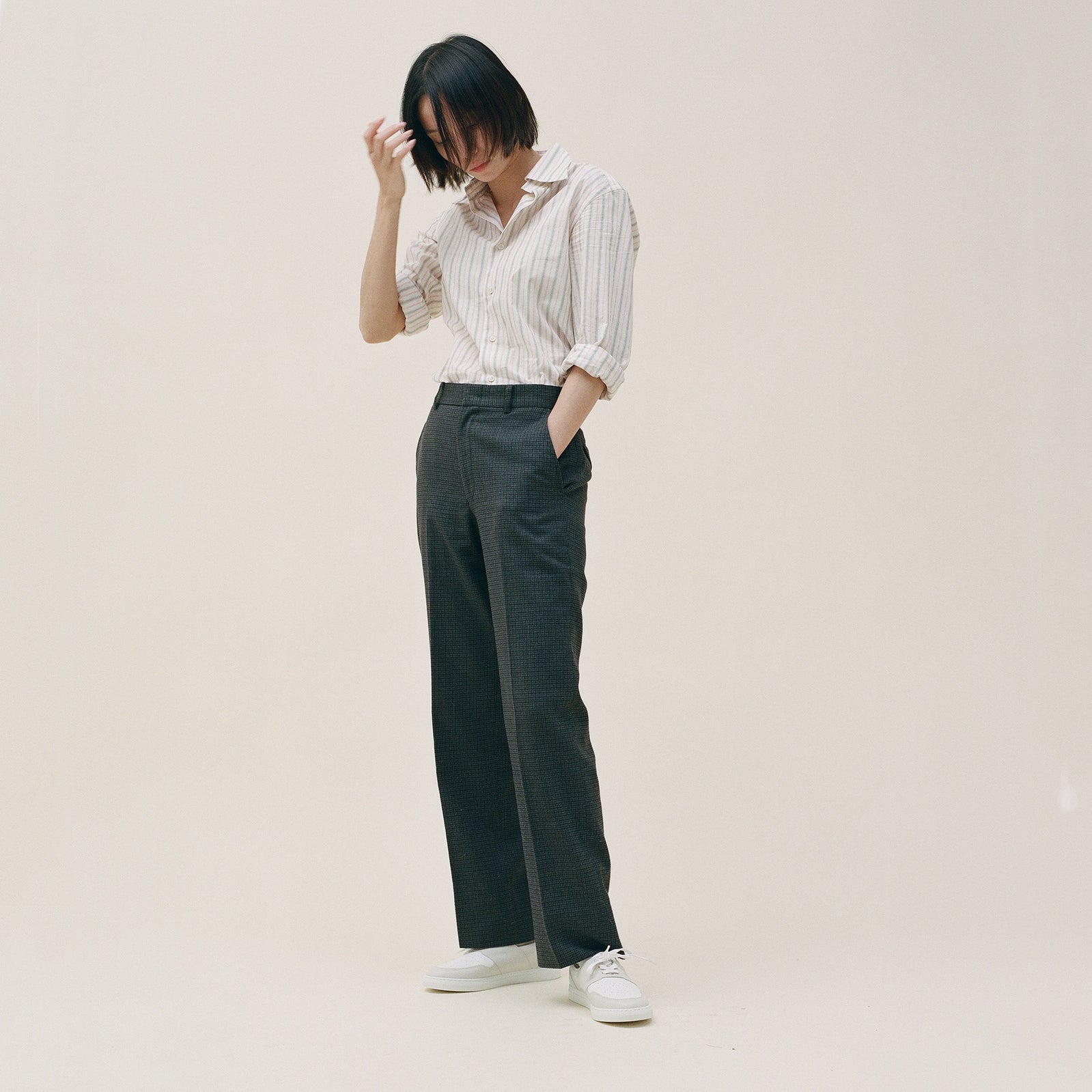 Timothee-paris-women-sneaker-pyla-worn-by-model