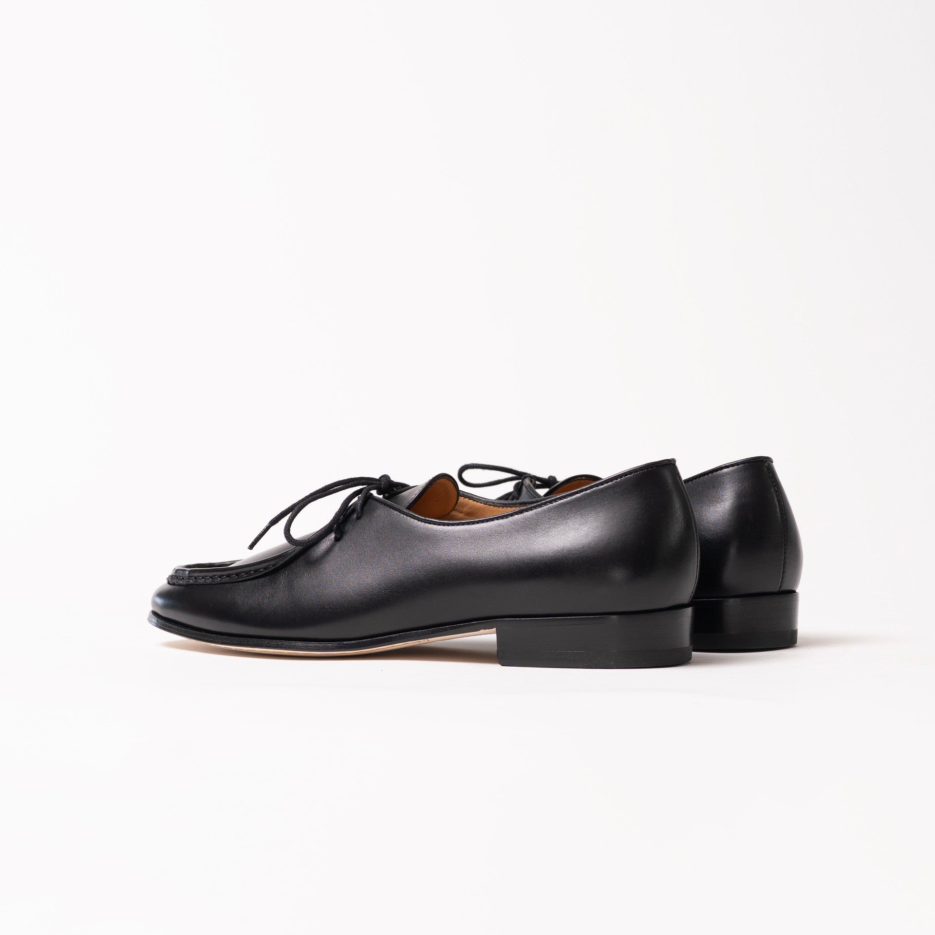 Timothée Paris Fixin black calf leather lace-up loafer, back view of the heel
