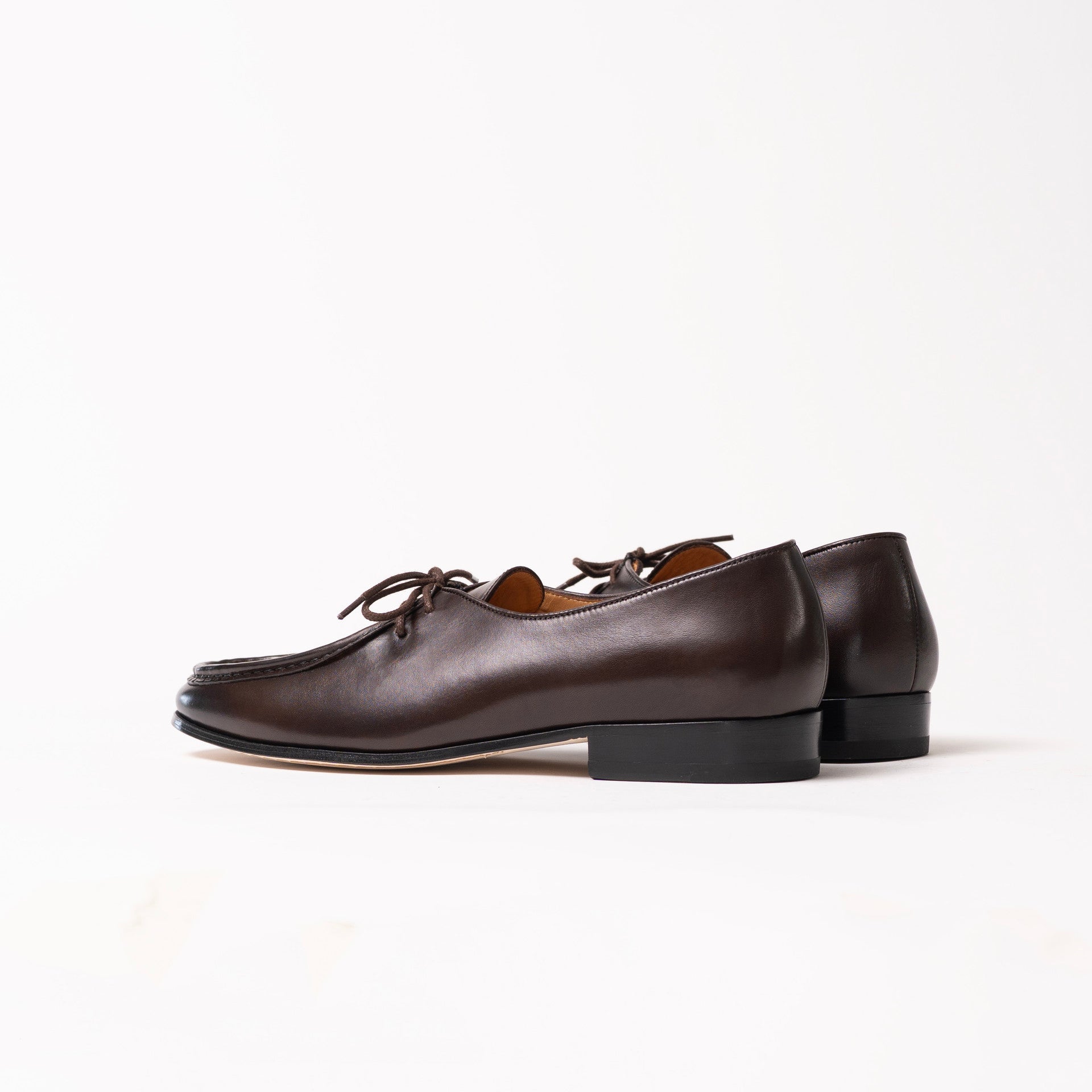 Timothée Paris Fixin dark brown calf leather lace-up loafer, back view of the heel