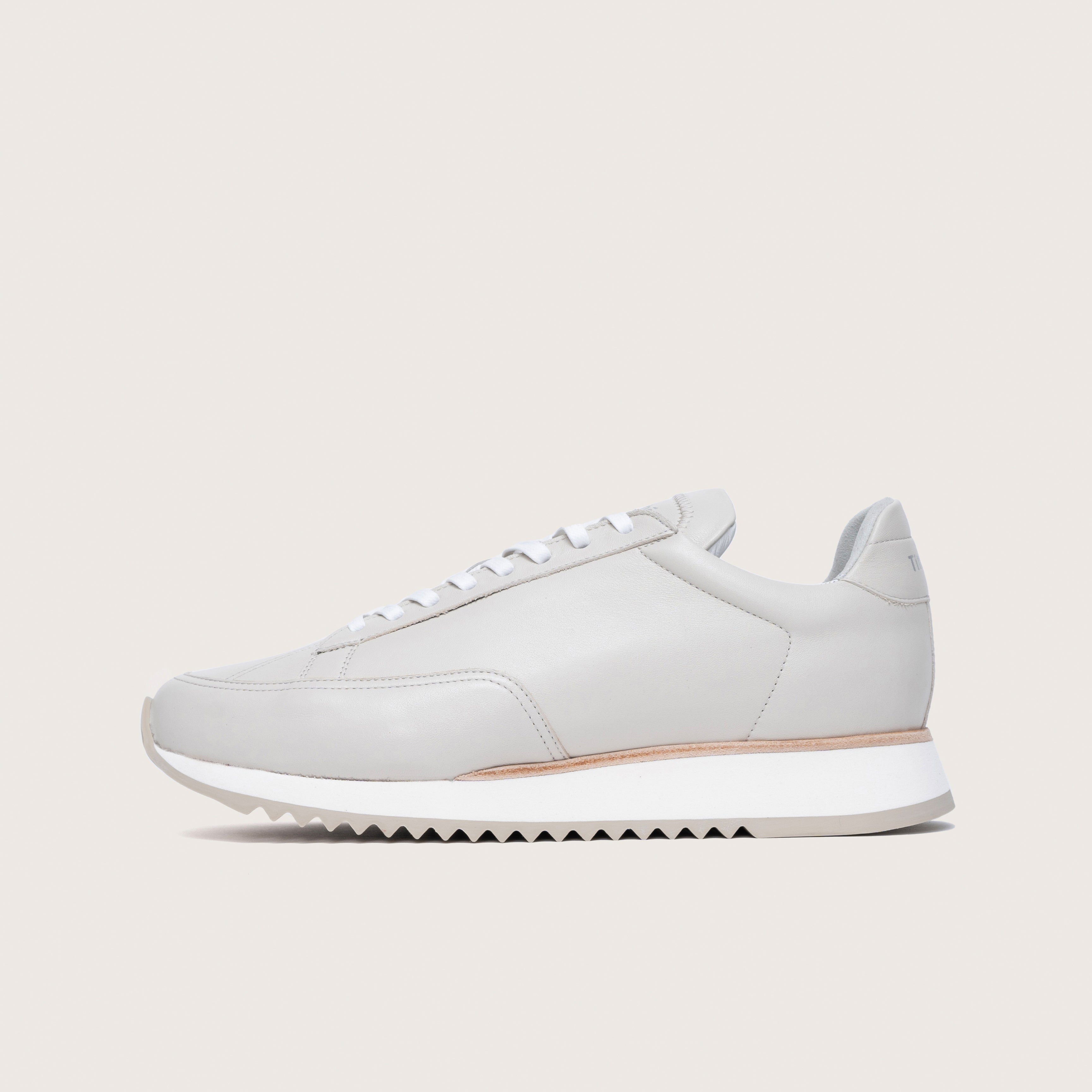 Timothee paris sneaker Cabourg cloud white sole white lace cotton white profile photo