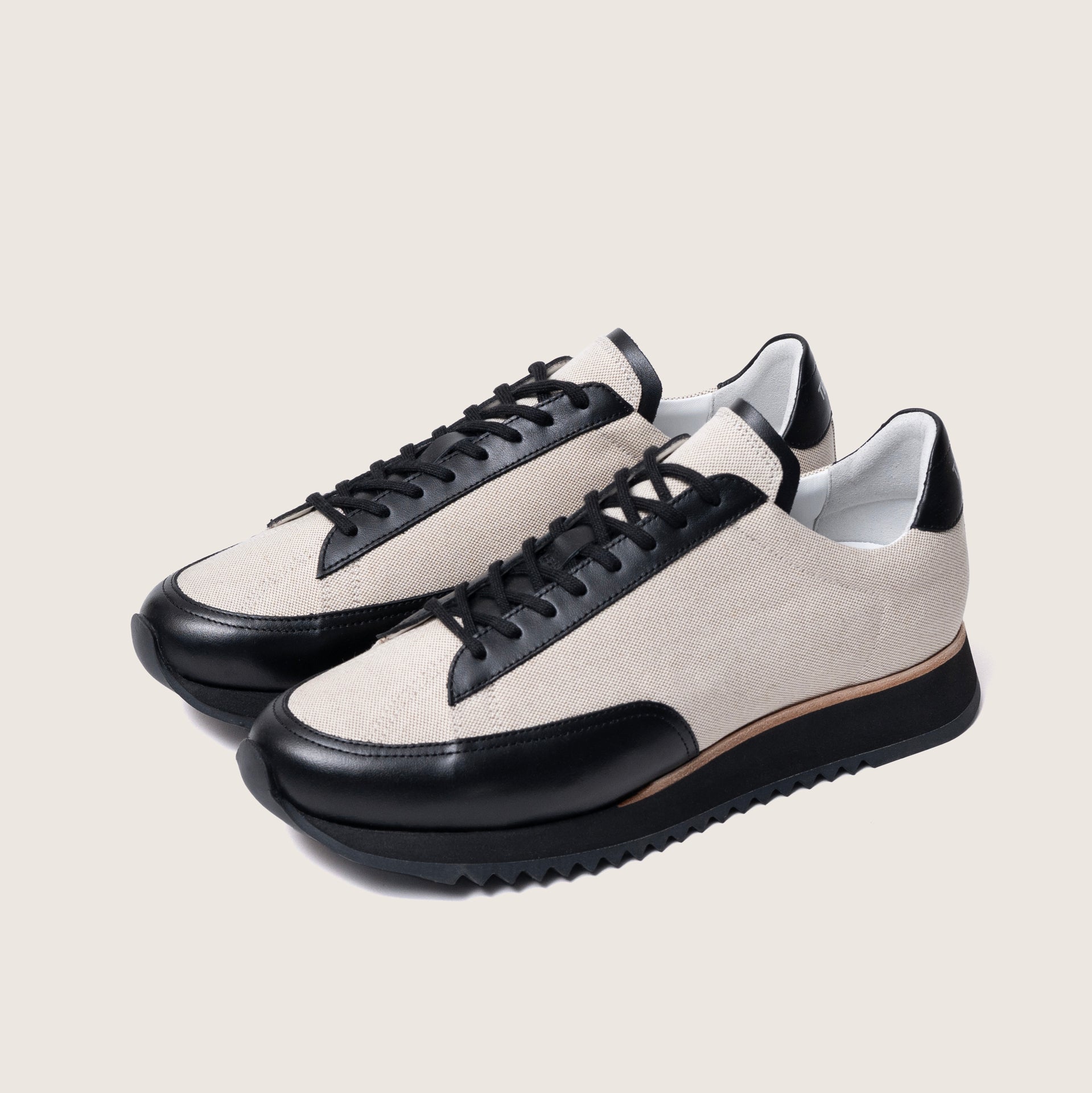 Timothee Paris sneaker cabourg DTL onyx color quarter photo