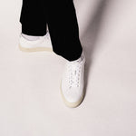 Timothée-paris-atlantique-white-italian-nappa-leather-black-trousers-90s-inspiration-rubbersole-elegant-shilouette
